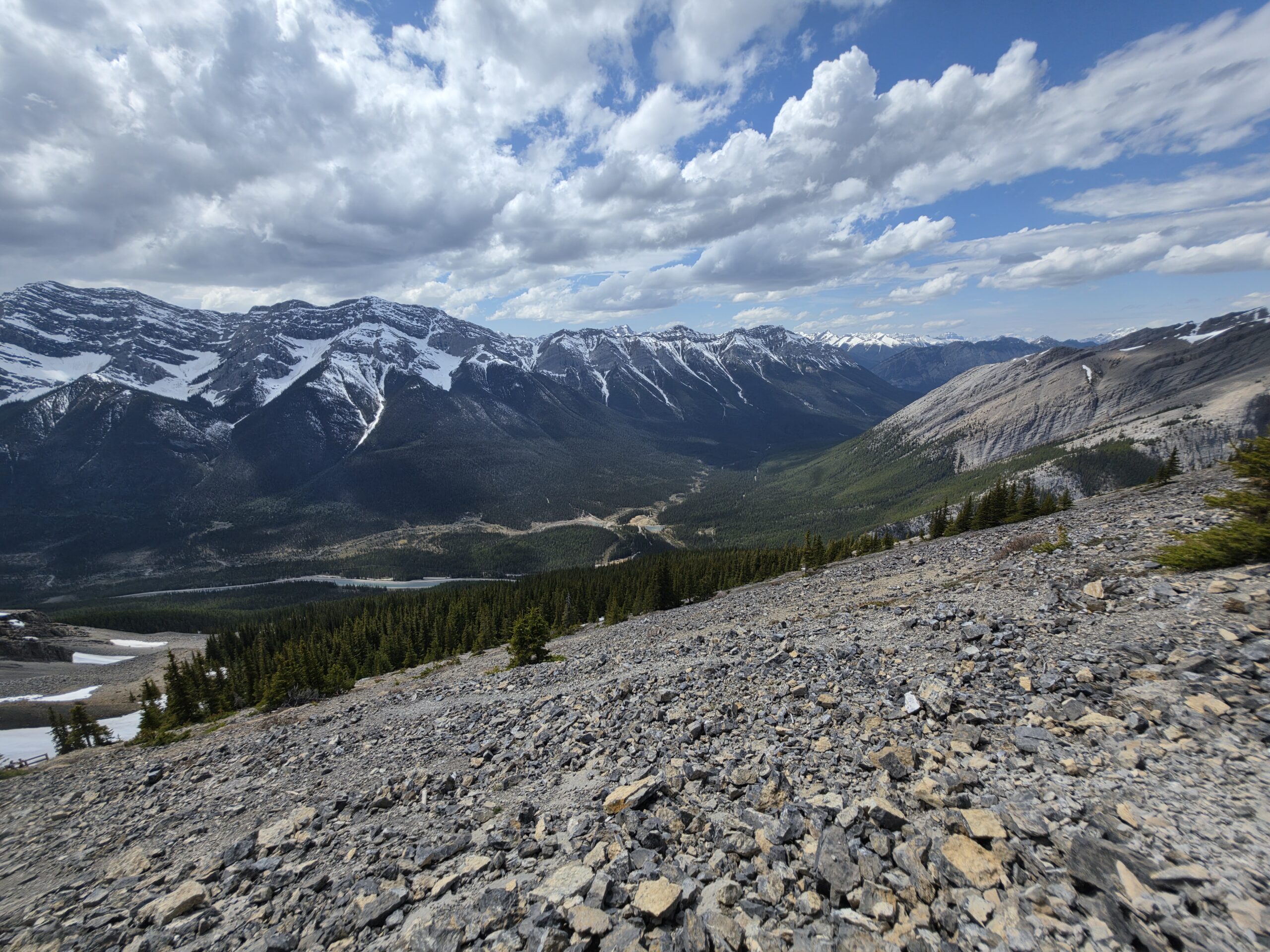 [Canmore Hikes] Ha Ling Peak Trail Guide: Parking, Gear, and What to Expect